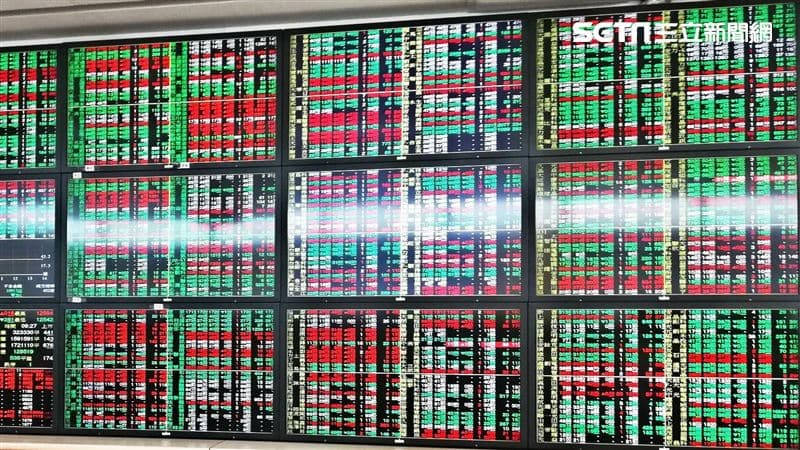 外資狂吸血！國家隊3.7億救不回「這檔」