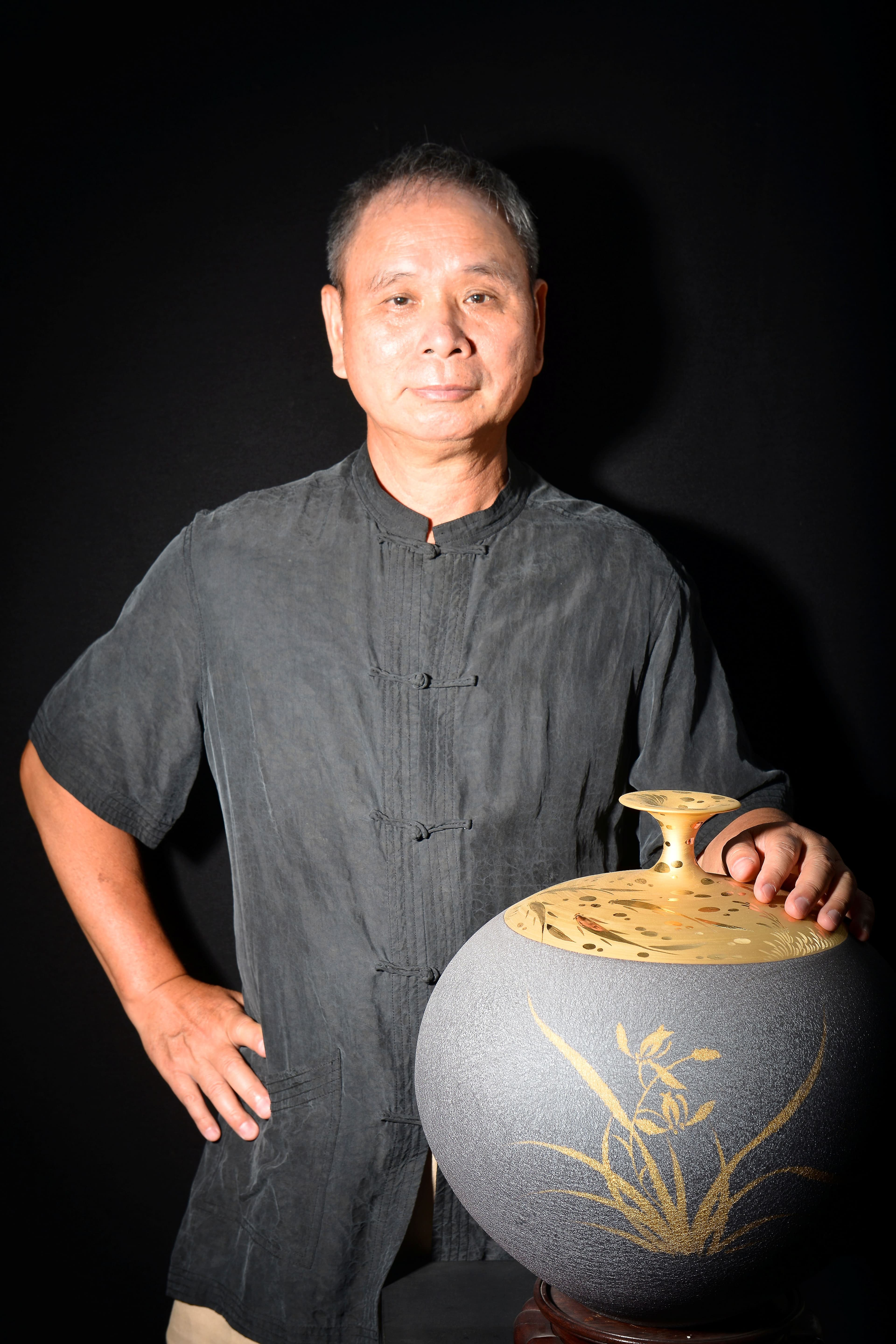 今(2025)年國家工藝成就獎得主許朝宗，被批作品曾抄襲，德不配位。（翻攝臺灣工藝研發中心官網）