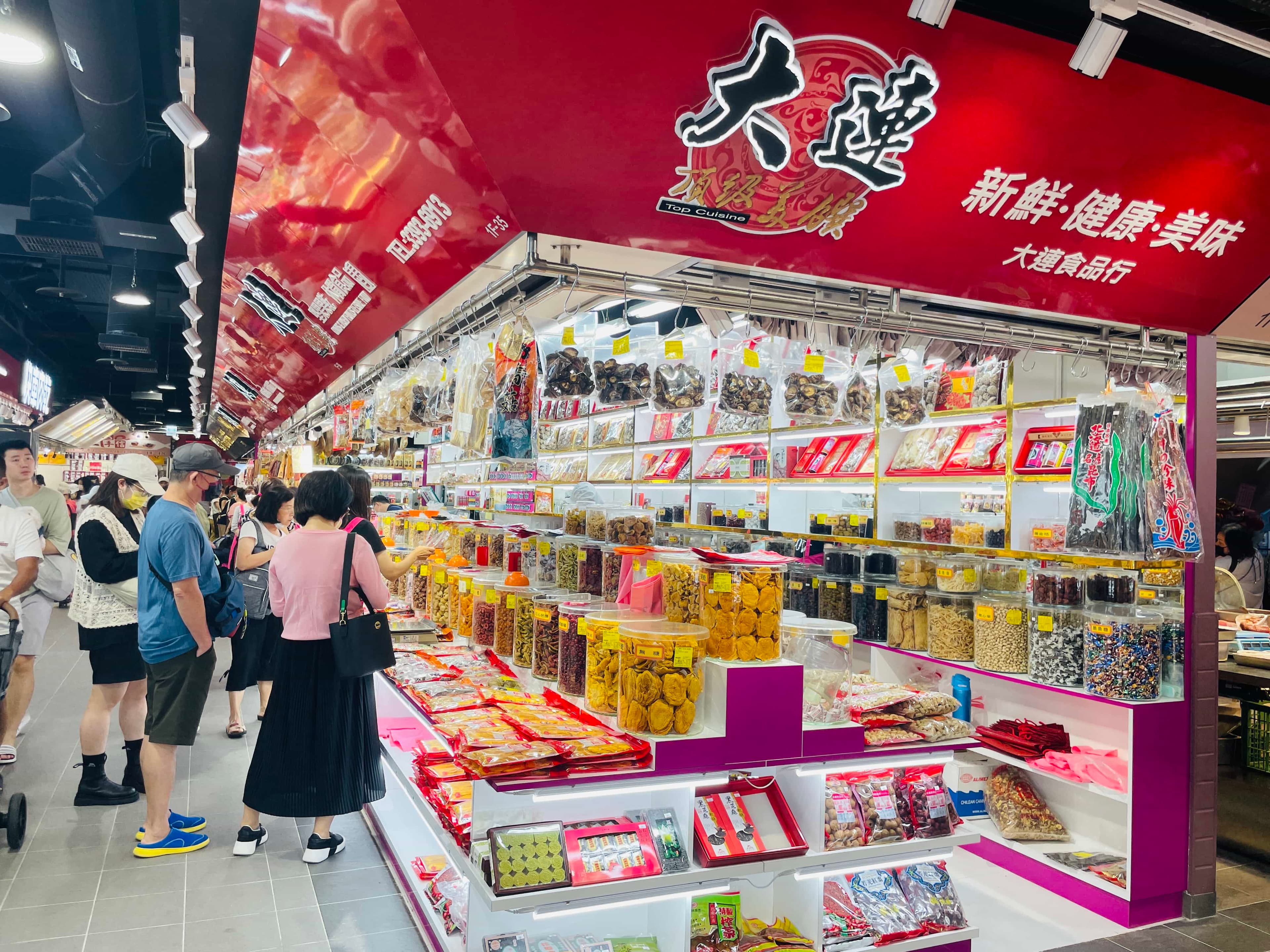採買時適度控制分量 避免年菜無限轉生。(桂冠窩廚房提供)