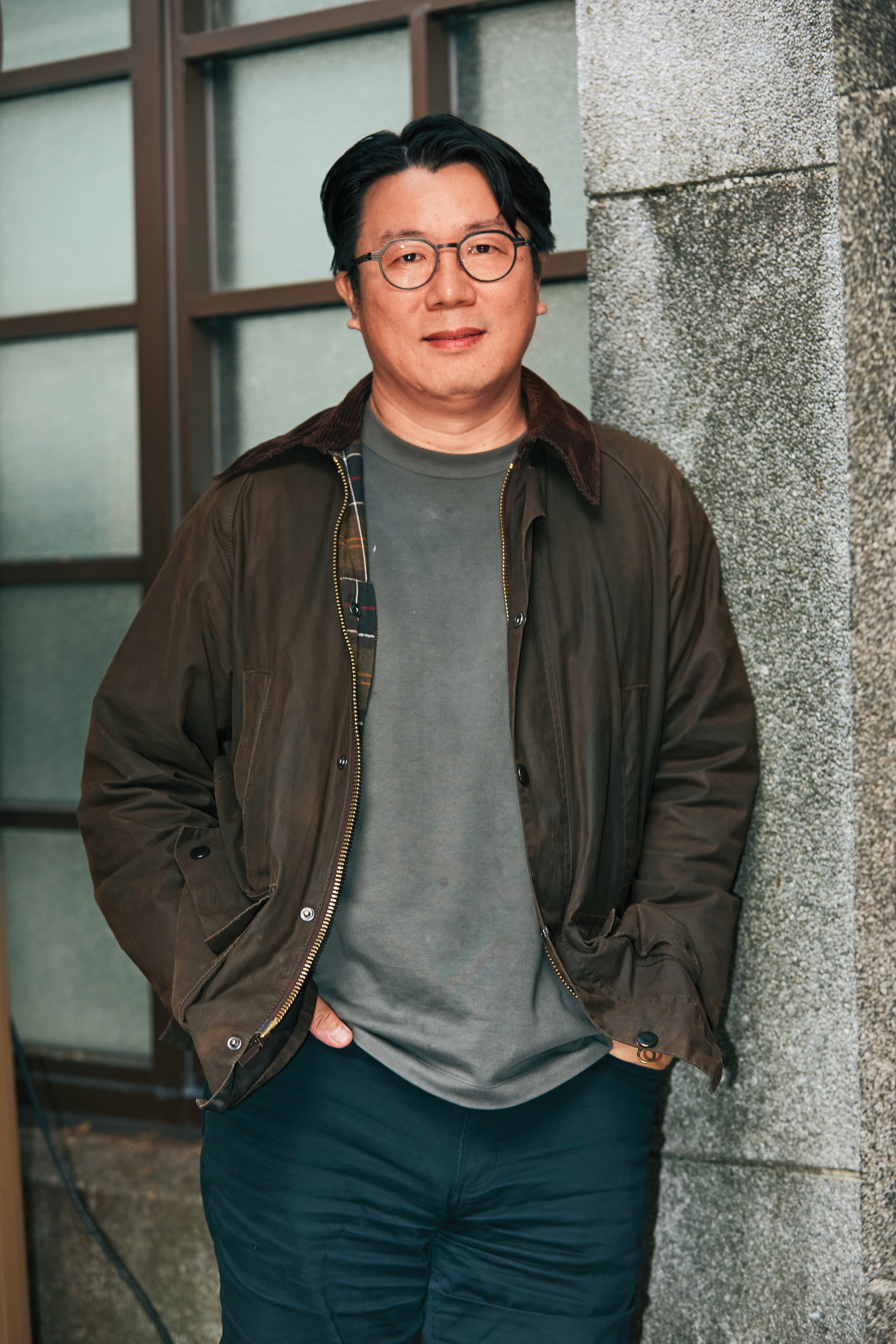 周文欽擅長人物及海洋題材,累積豐富的水下攝影經驗和專業技能。
