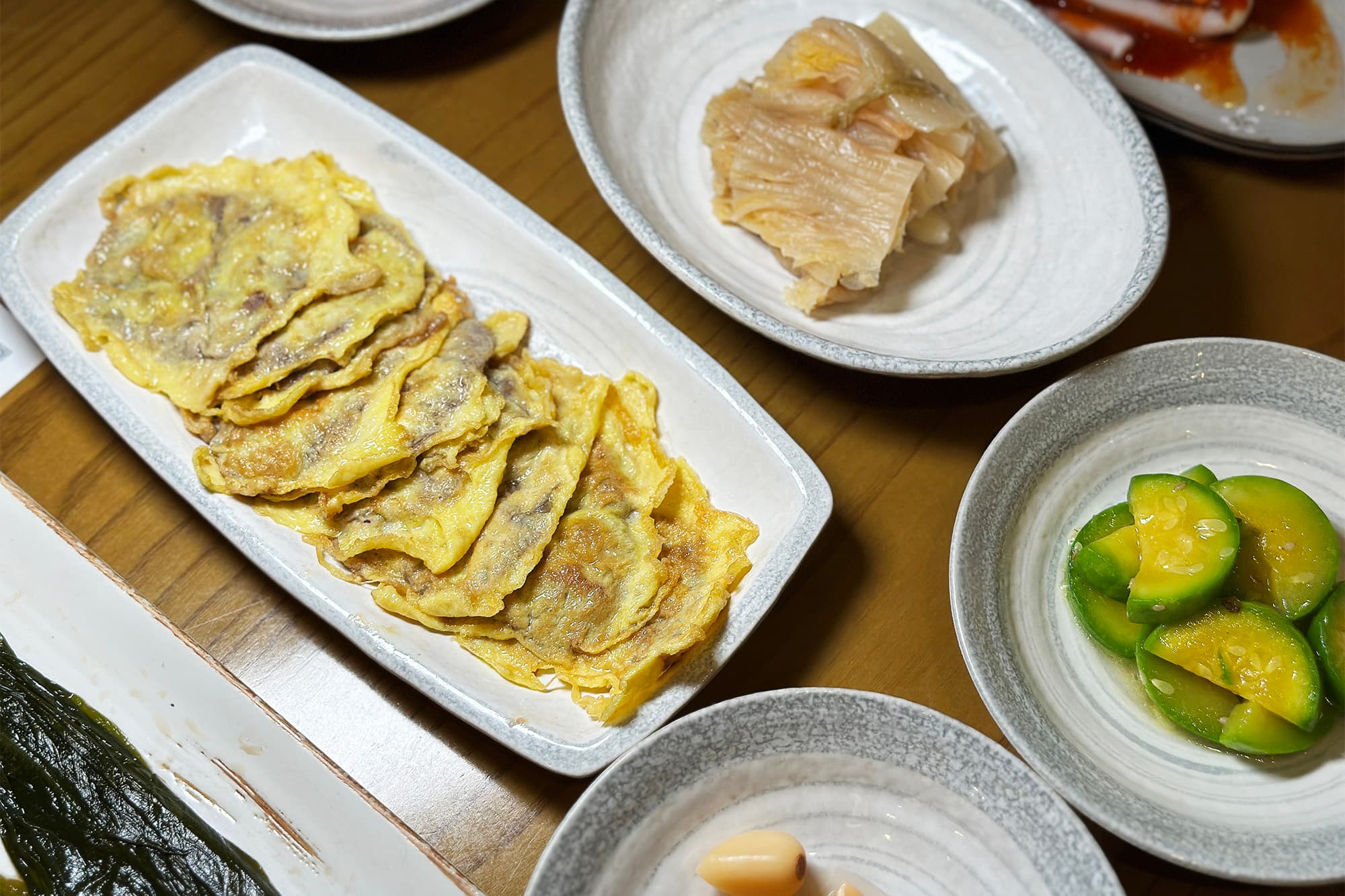 蛋煎牛肉片是一道相當有光州特色料理。（30,000韓元/份，12片肉，約NT$750，兩人份起跳）