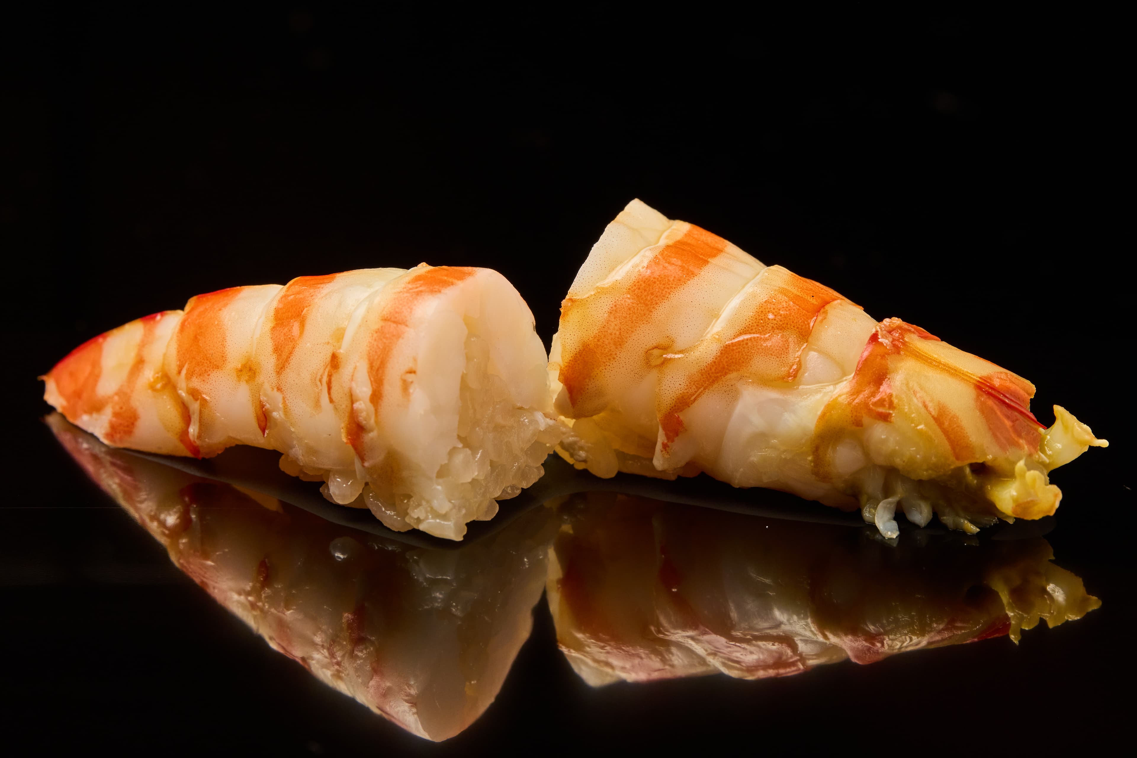 個頭碩大的明蝦。（鮨嘉仁提供）