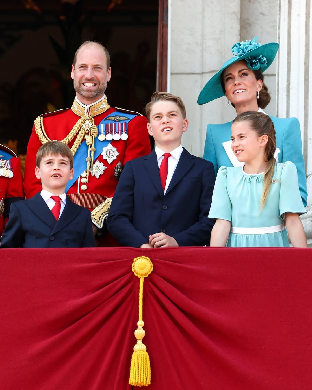 威廉王子與凱特王妃一家人擁有高人氣。（翻攝princeandprincessofwales IG）
