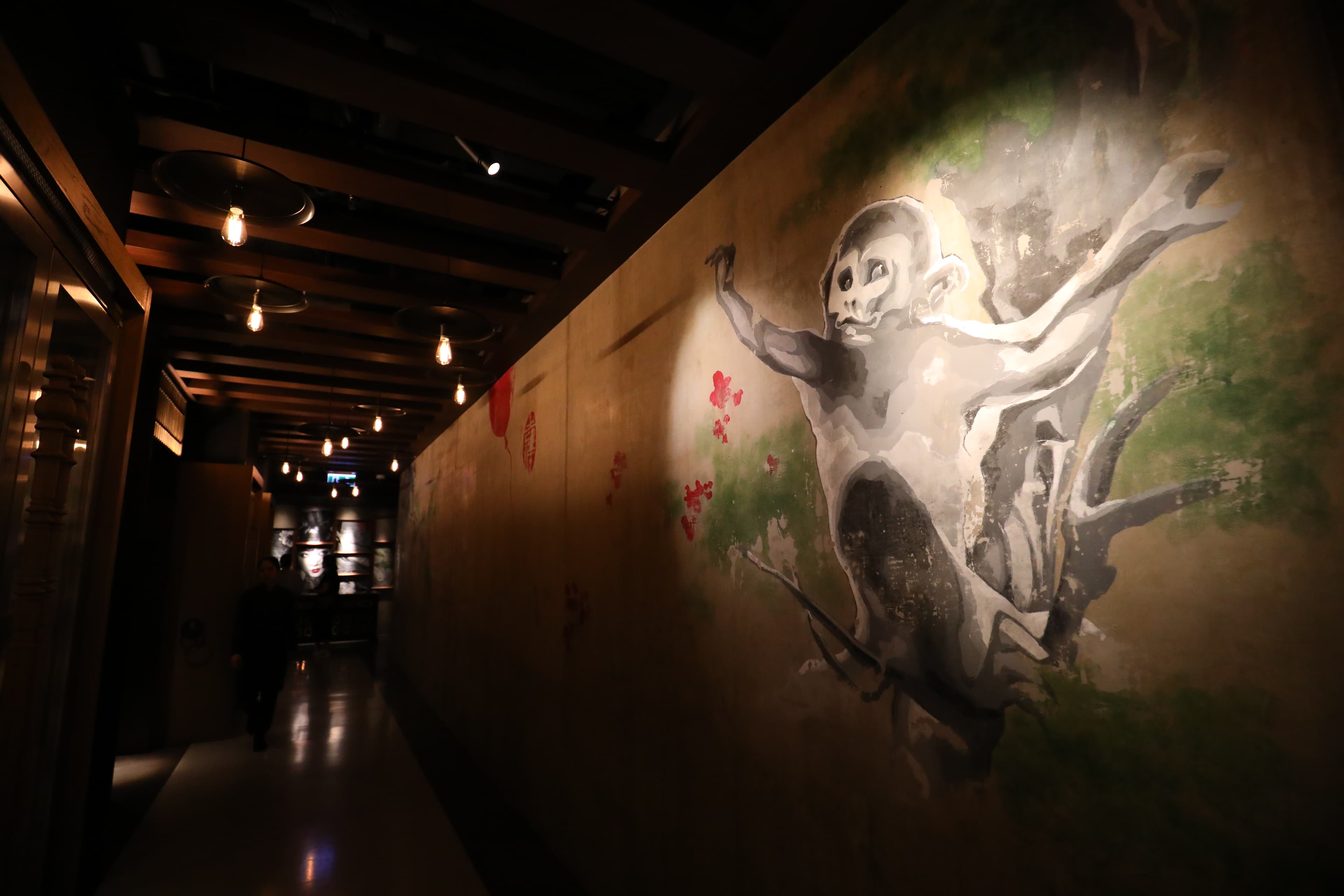 在全世界有10間分店的卅二公館，裝潢前衛且極富個性。