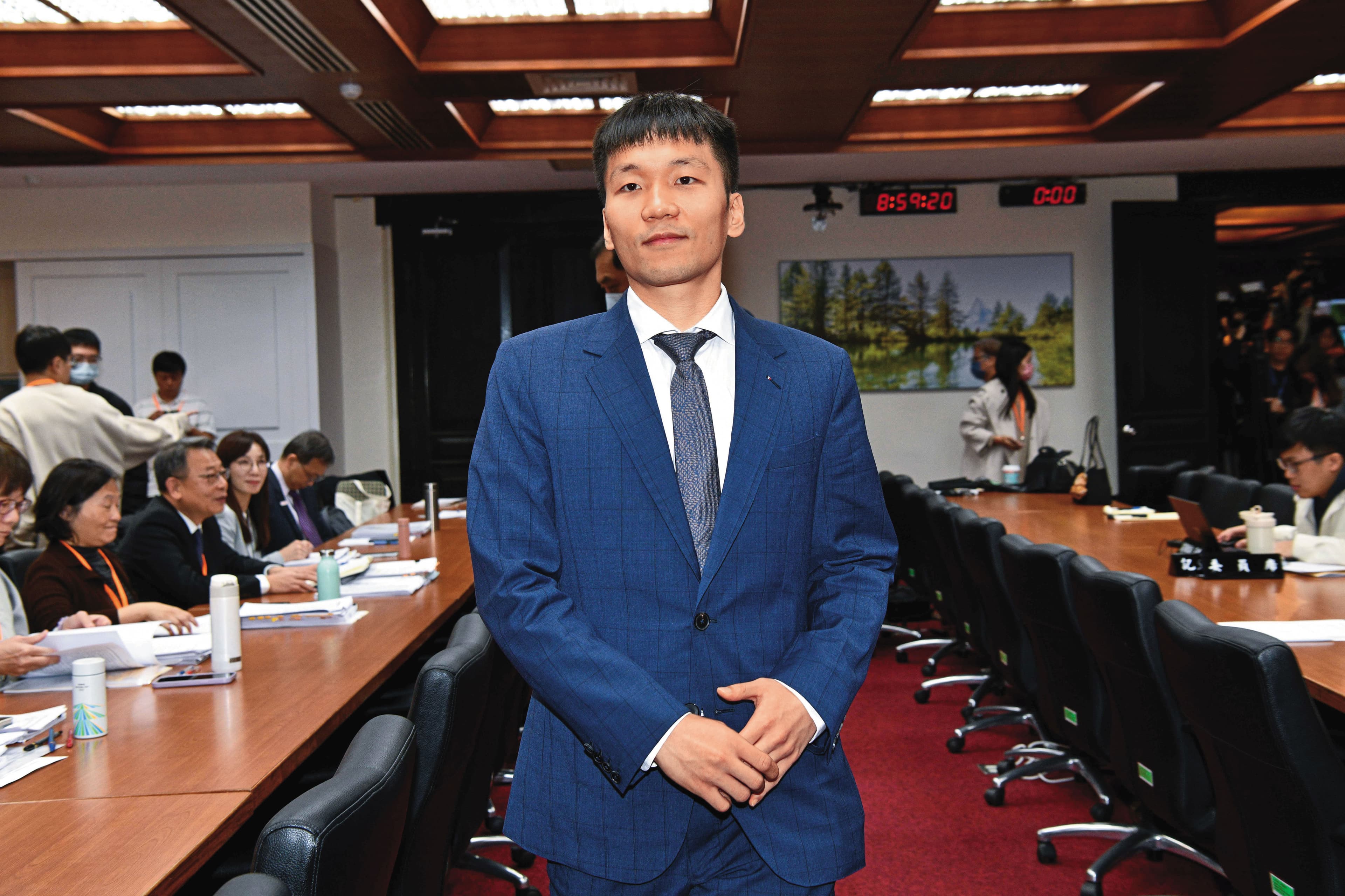 李洋接下首位運動部長重任,一舉一動都相當受矚目。(鏡報李智為)