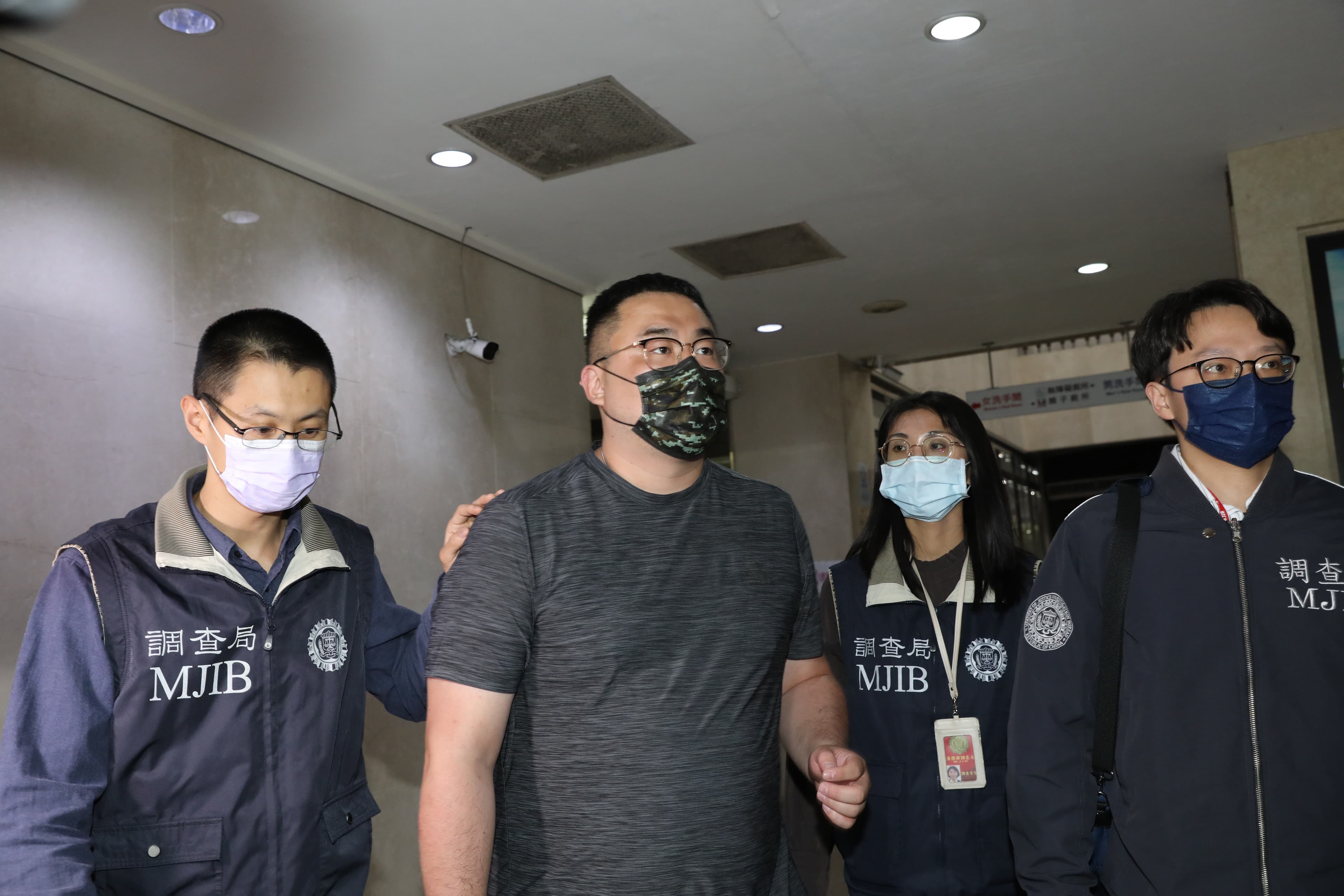 去年檢調搜索,北市議員葉林傳服務處主任林晴紀無保請回。(本刊資料照)