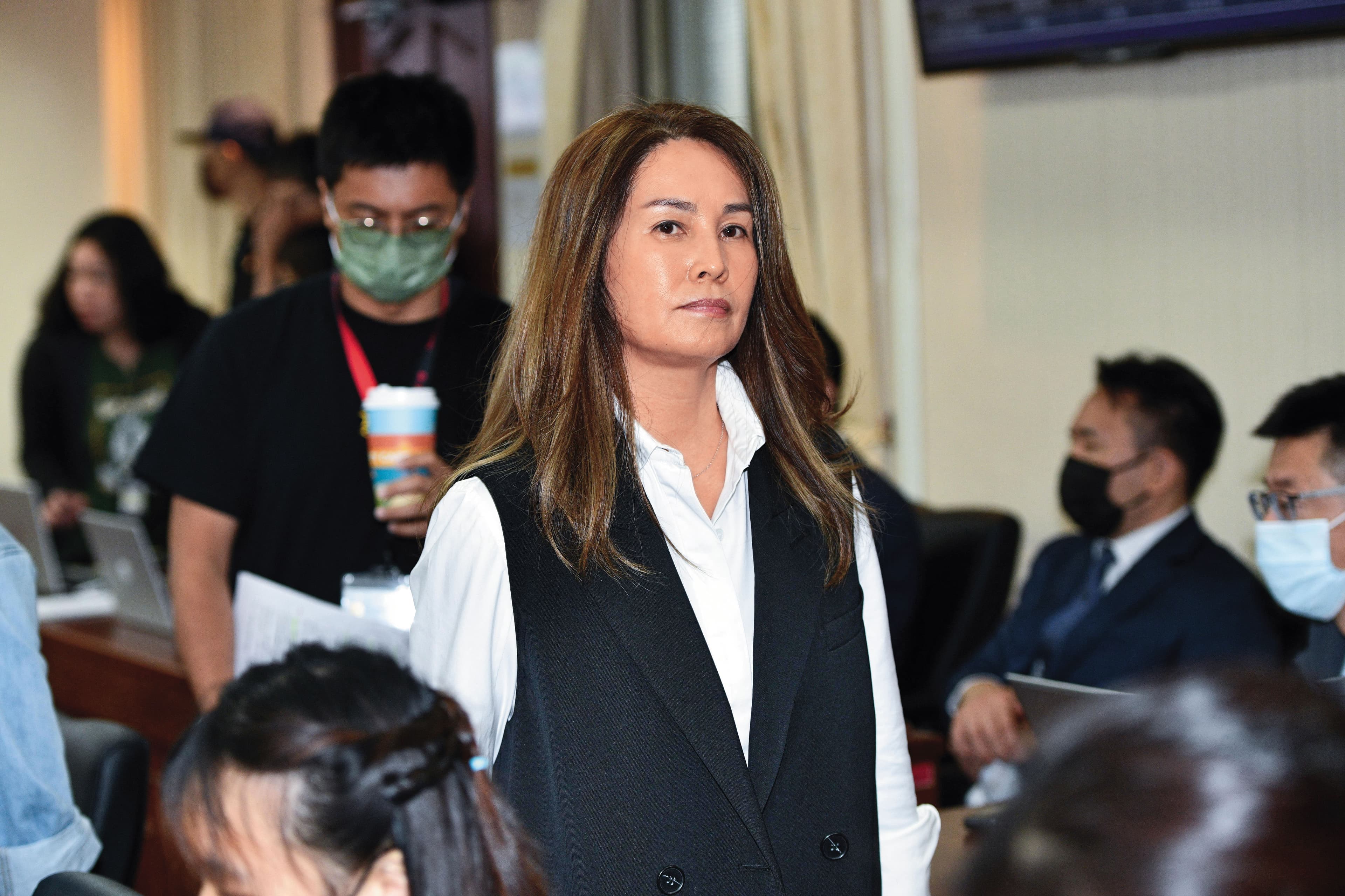 高金素梅涉詐助理費，連同姊姊、弟弟都成為被告遭起訴，至於是否另涉國安案件，並未在這波偵結公告揭露。