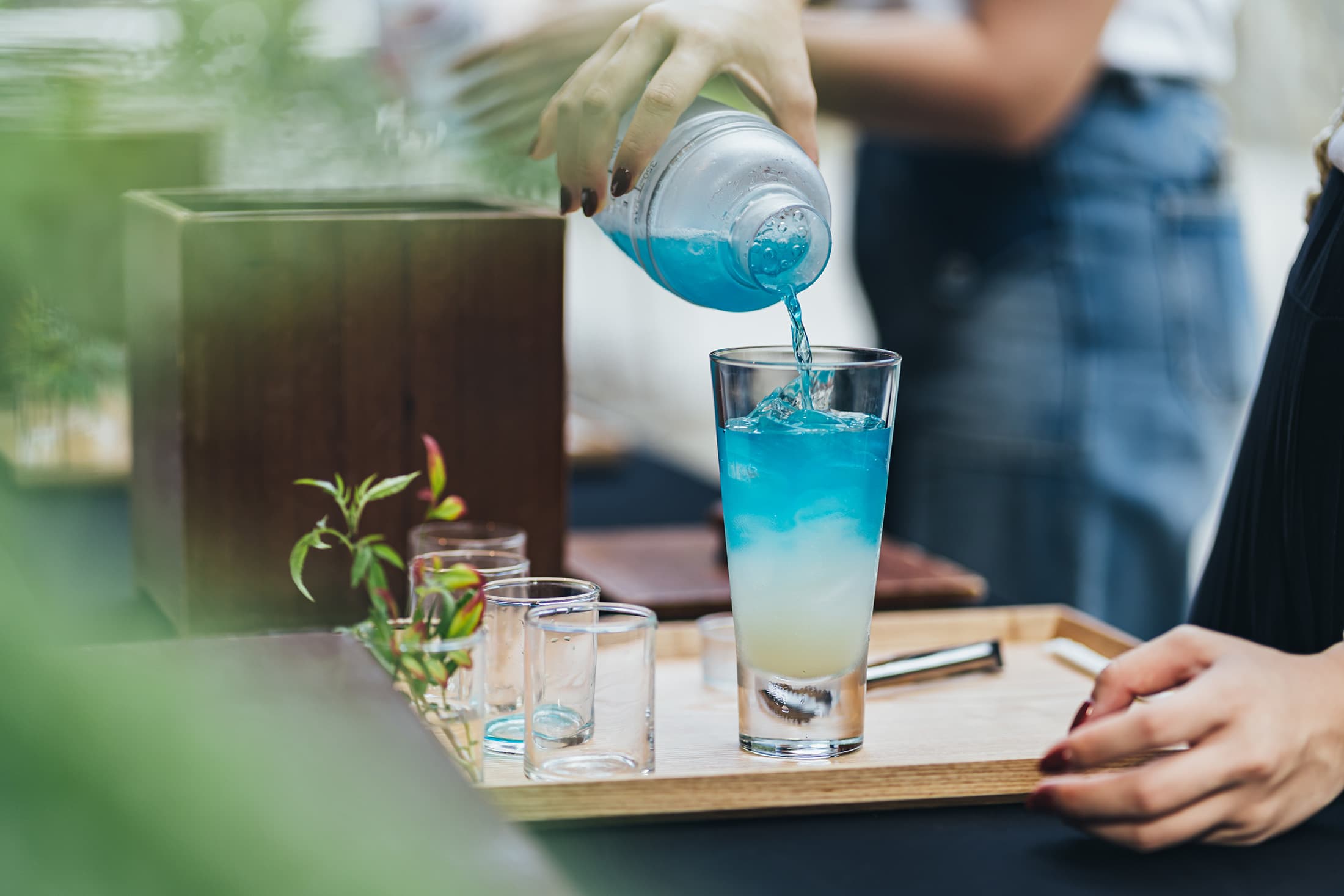 餐飲團隊設計小米酒特調DIY課程，推廣在地原民文化。（太魯閣晶英酒店提供）