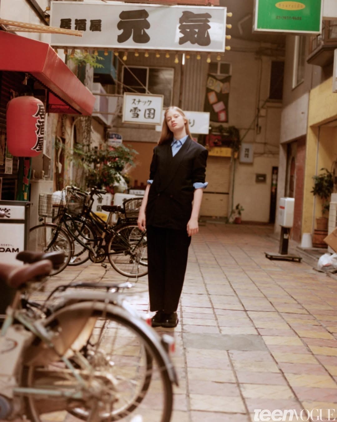 薇薇安目前住在東京。（翻攝teenvogue IG）