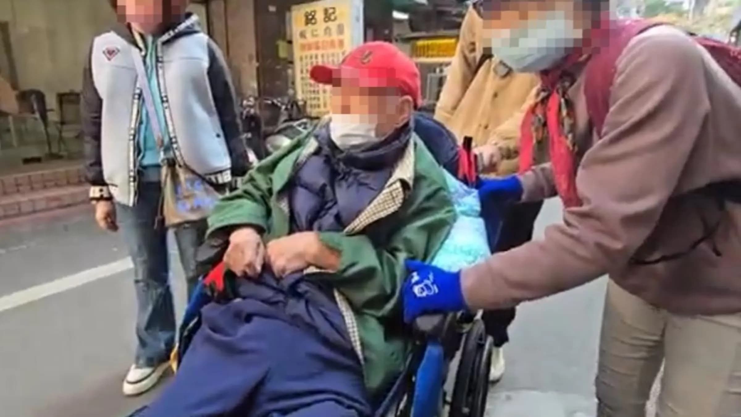 為了「拯救」父親並守護家產，王家子孫在得知賴女將陪同老翁前往台北馬偕醫院回診後，精心策劃了一場奪人行動。（翻攝畫面）