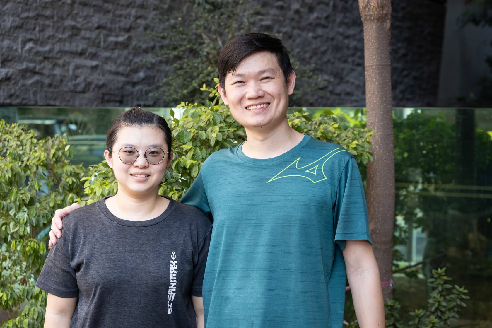 彎腰湯圓的老闆陳悠芳與丈夫希望保留媽媽的手工湯圓，加上創意做法傳承下去。