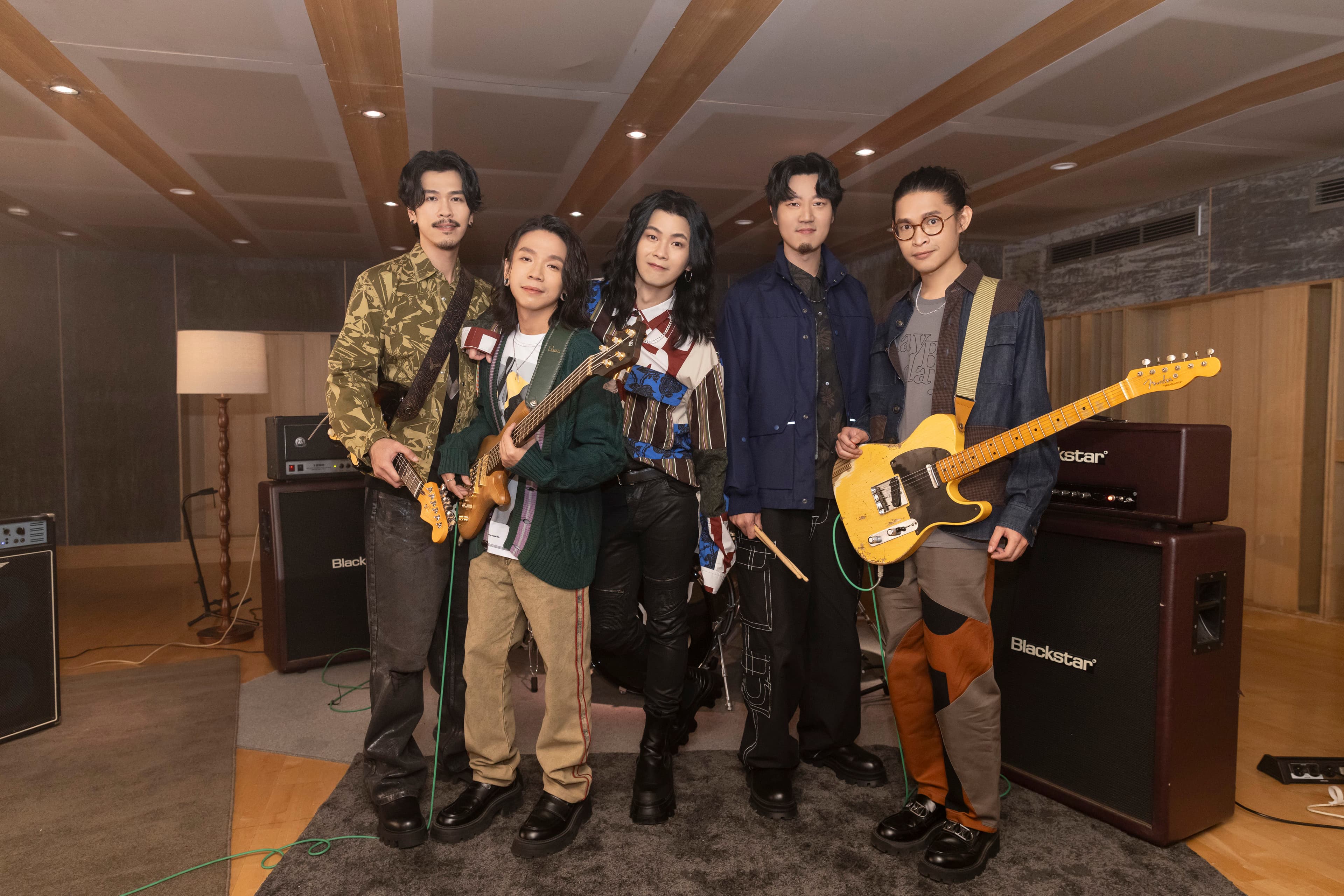 〈去飛翔〉歌詞版MV大獲好評，加碼推出第2支MV，將於3/25正式上線。（相信音樂提供）