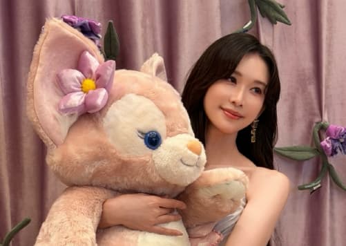 林志玲昨日亮相上海迪士尼。(翻攝自林志玲微博)