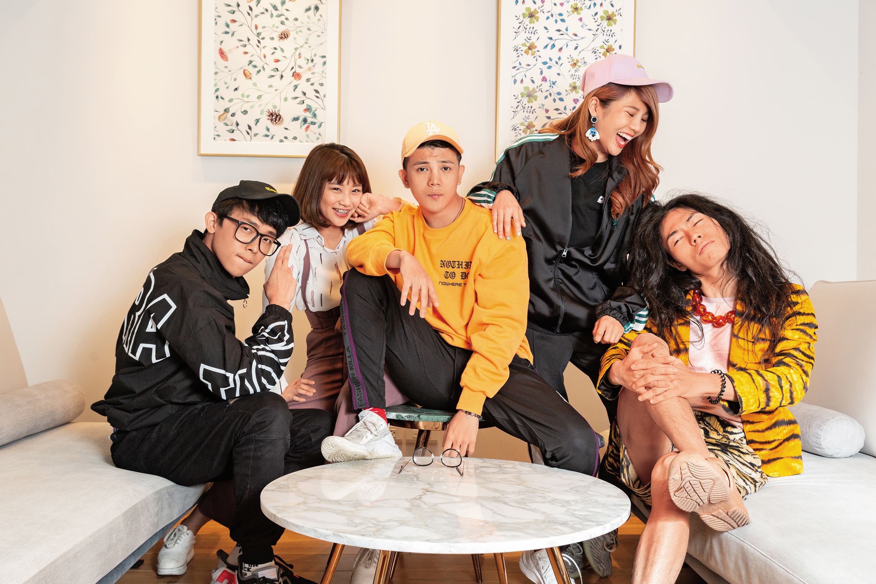 反骨男孩的多位成員都有廣大粉絲，但如今已各自分飛。左起酷炫、焦凡凡、孫生、琳妲、瑋哥。