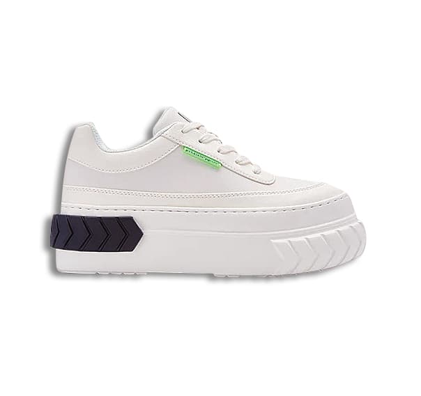 TYRES PLATFORM黑白配色鞋款。NT$6,137。（both提供）