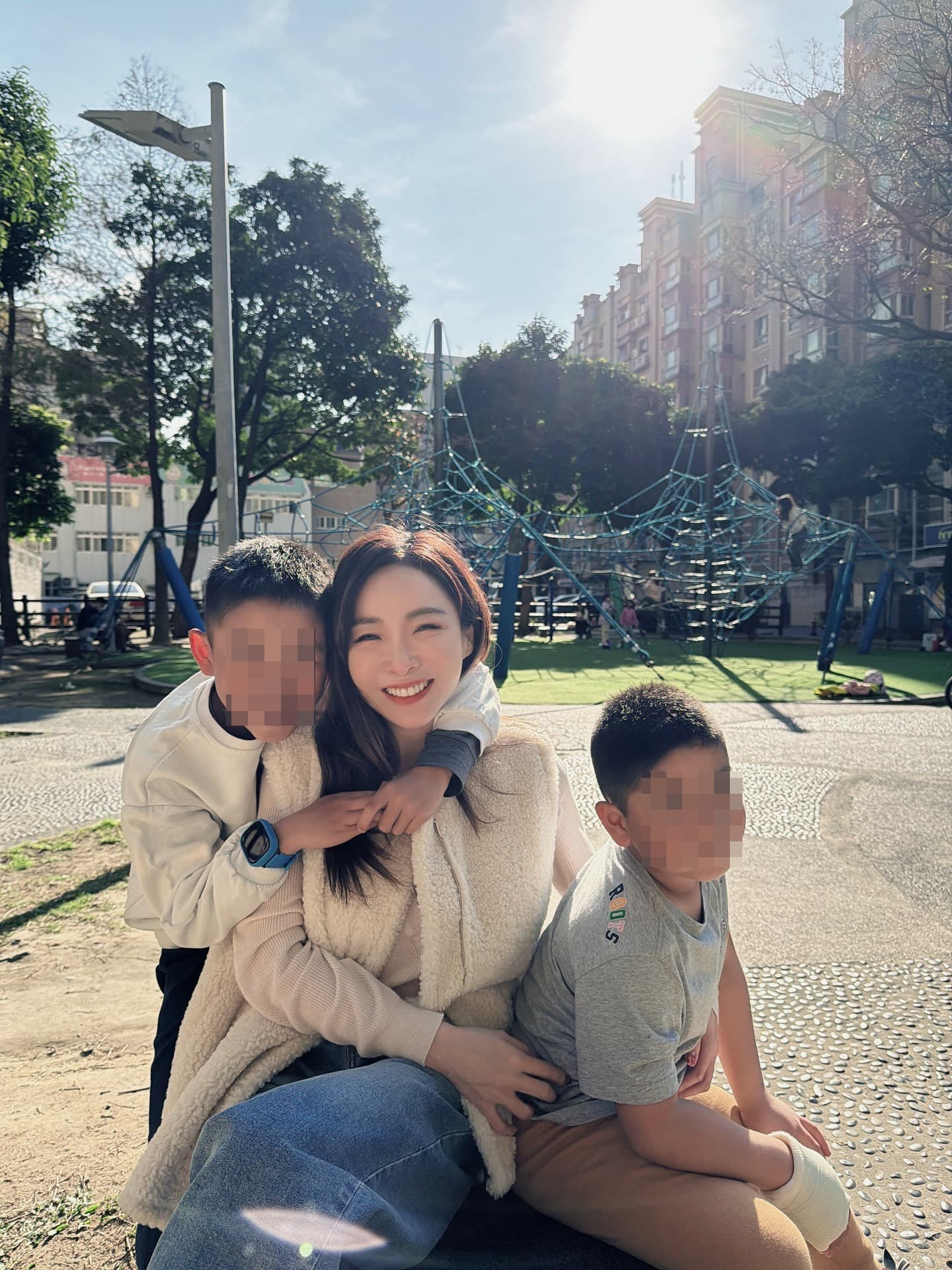 張宇離婚後仍不時在社群分享與家人的生活點滴,紀錄4缺1的互動日常。(翻攝自張宇IG)