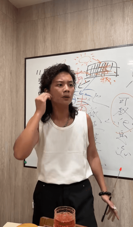 鄔馨茹回應玄濟宮拆除問題。（翻攝台東玄濟宮直播）