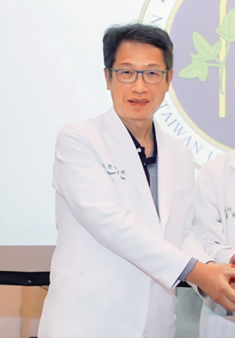 同為婦產科名醫的陳思原，職權性騷多名年輕女醫生，已遭台大懲處。（翻攝景福基金會官網）