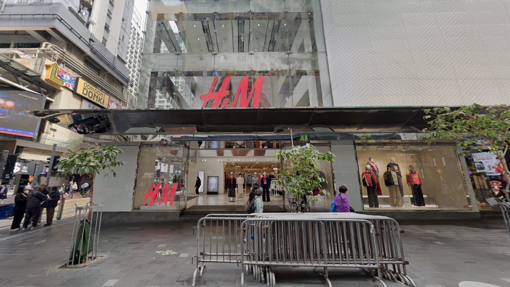 H&M香港銅鑼灣旗艦店已在今年2月熄燈。（翻攝自Google Maps）