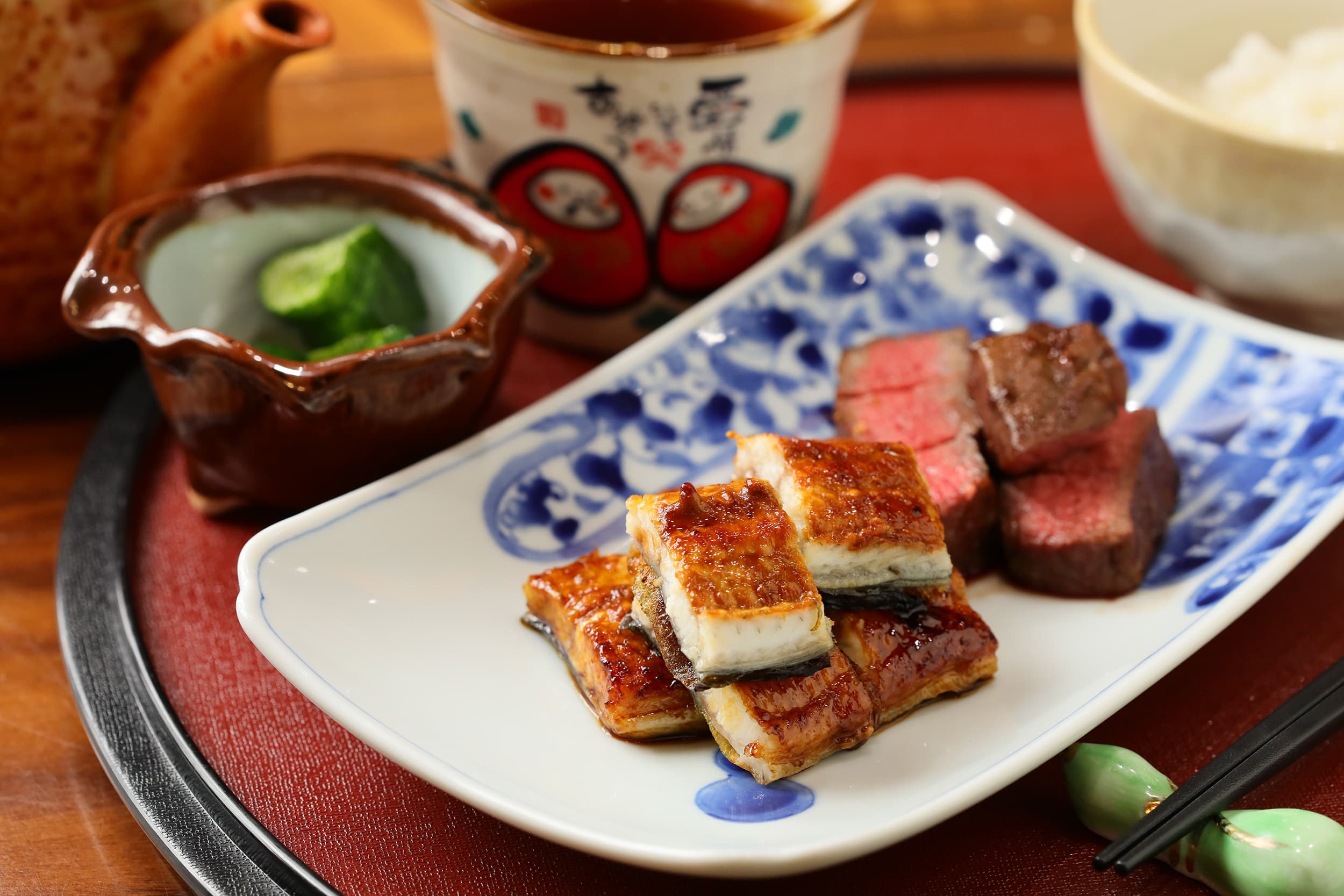 強肴選用屏東養殖的白鰻製作，肉質Q彈鮮美。（辰年懷石套餐菜色）