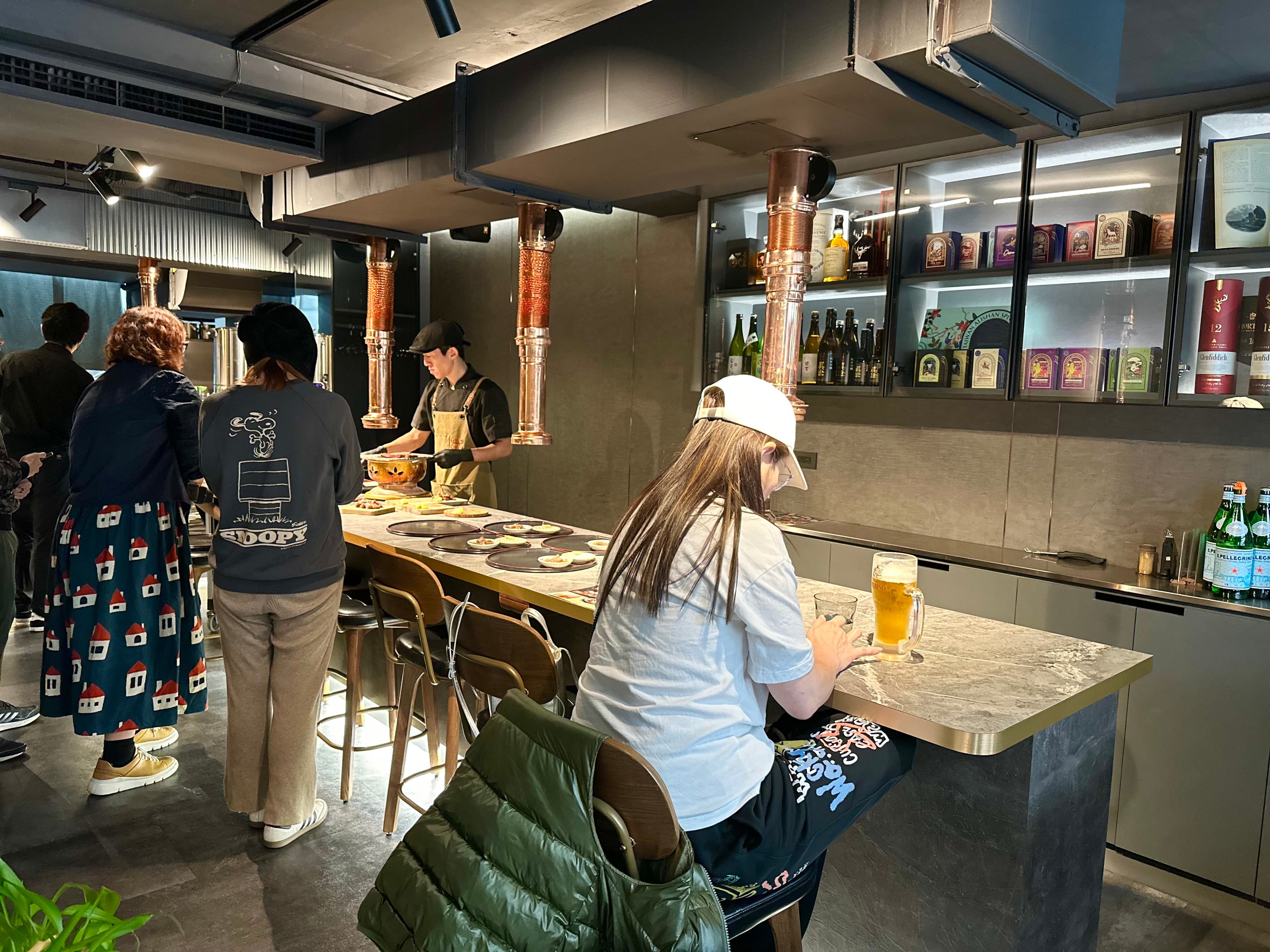 午間套餐吸引許多附近的上班族,因為用餐時間不會過於冗長,又能吃到高級燒肉。