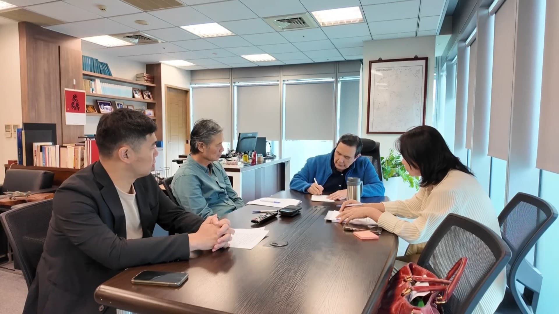 馬英九親自寫信駁斥失智。(馬英九基金會提供提供)