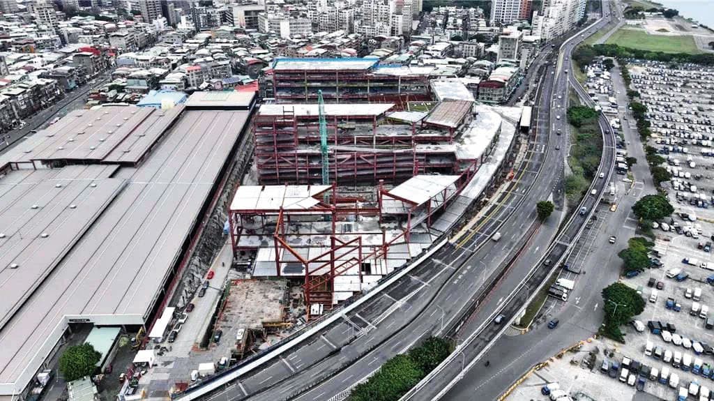 魚果市場為柯文哲在市長任內發包,由沈慶京的中工承包。(中華工程提供)